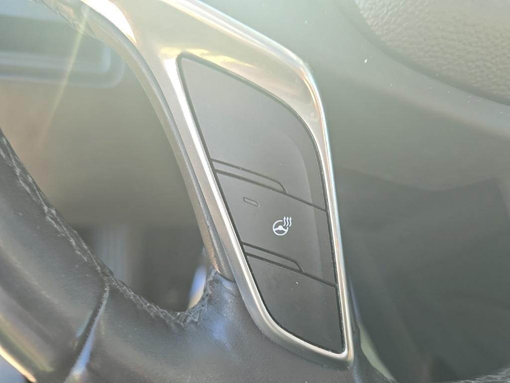 used 2017 Cadillac XT5 car, priced at $18,990