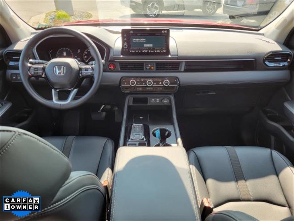 used 2025 Honda Pilot car, priced at $44,657