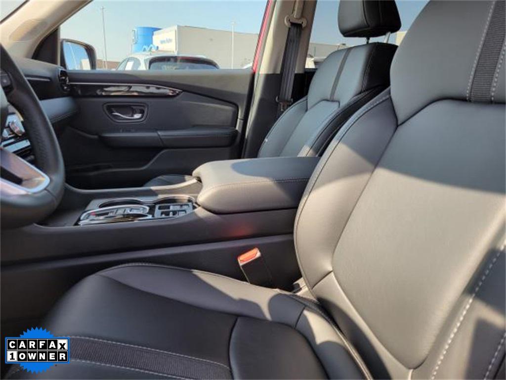 used 2025 Honda Pilot car, priced at $44,657