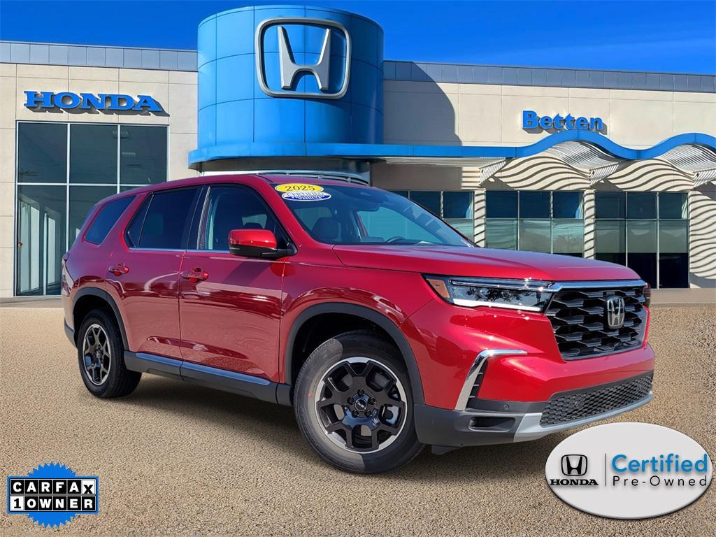 used 2025 Honda Pilot car, priced at $44,657