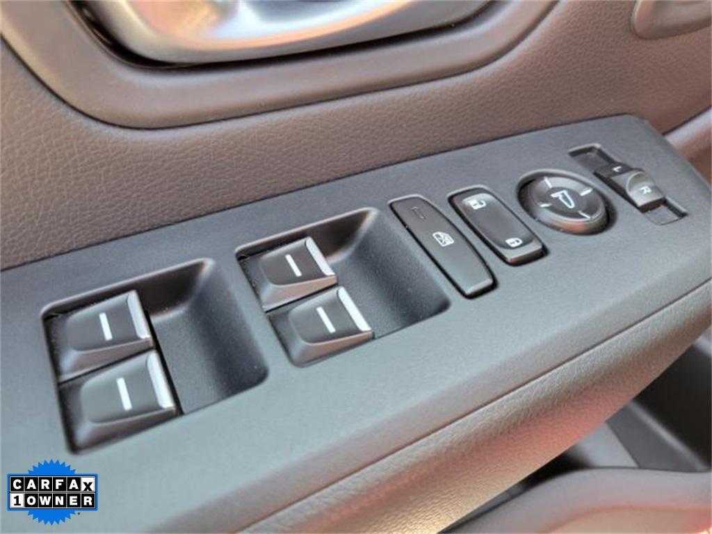 used 2025 Honda Pilot car, priced at $44,657