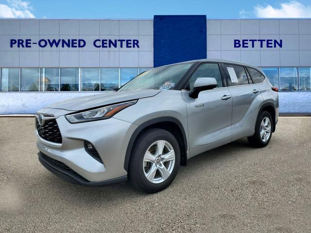 used 2020 Toyota Highlander Hybrid car, priced at $28,497