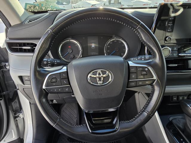 used 2020 Toyota Highlander Hybrid car, priced at $28,497