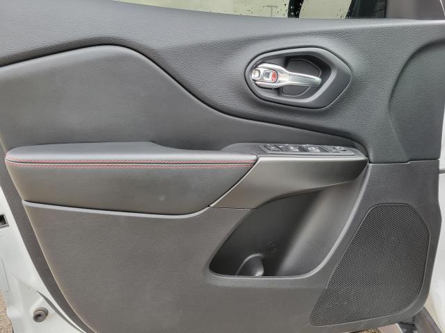 used 2020 Jeep Cherokee car, priced at $21,718