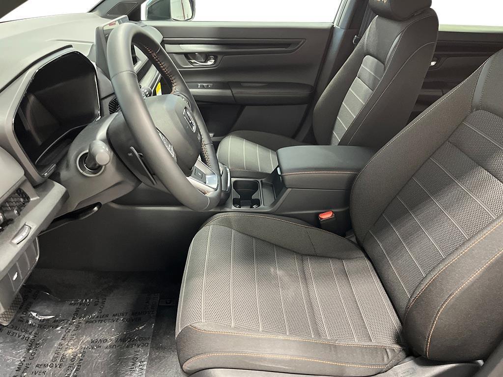 new 2026 Honda CR-V Hybrid car, priced at $39,955