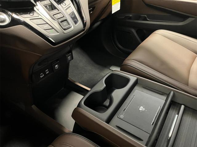 new 2025 Honda Odyssey car, priced at $45,275