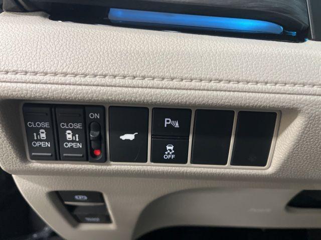 new 2025 Honda Odyssey car, priced at $52,630