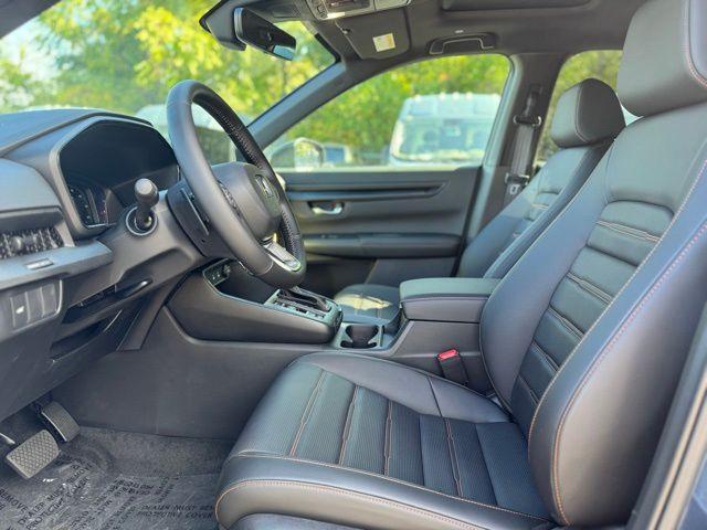 new 2026 Honda CR-V Hybrid car, priced at $41,675