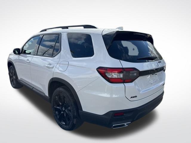 new 2025 Honda Pilot car, priced at $56,485