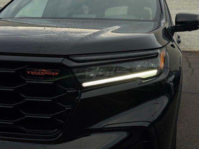 new 2025 Honda Pilot car, priced at $51,375