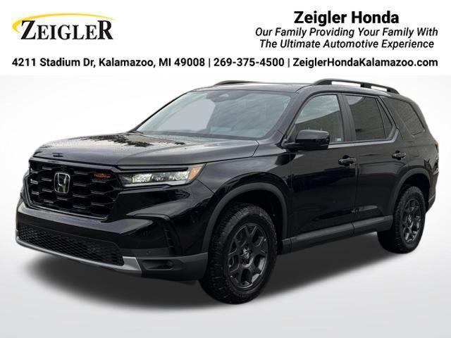 new 2025 Honda Pilot car, priced at $51,375