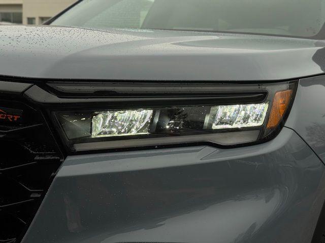 new 2025 Honda Pilot car, priced at $51,350