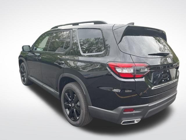 new 2025 Honda Pilot car, priced at $56,030