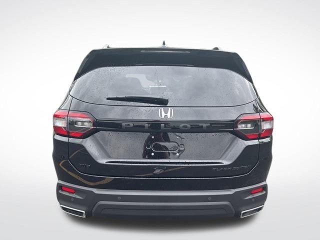 new 2025 Honda Pilot car, priced at $56,030