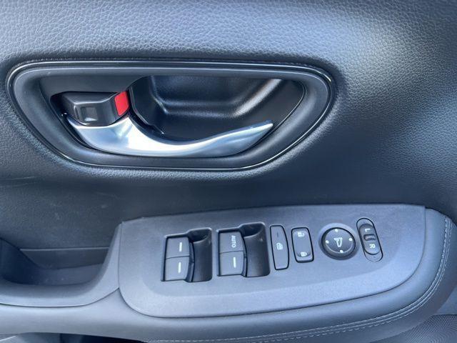 new 2025 Honda HR-V car, priced at $28,295