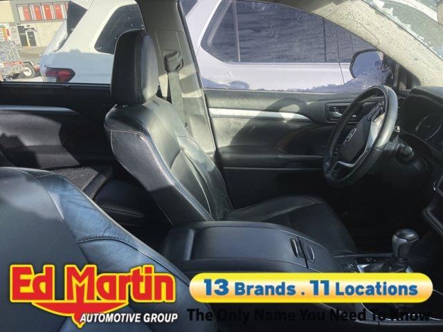 used 2017 Toyota Highlander car, priced at $14,785