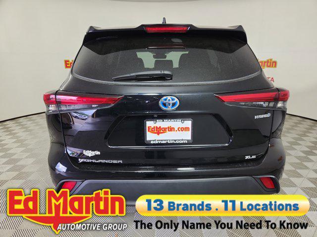 used 2022 Toyota Highlander Hybrid car, priced at $30,285