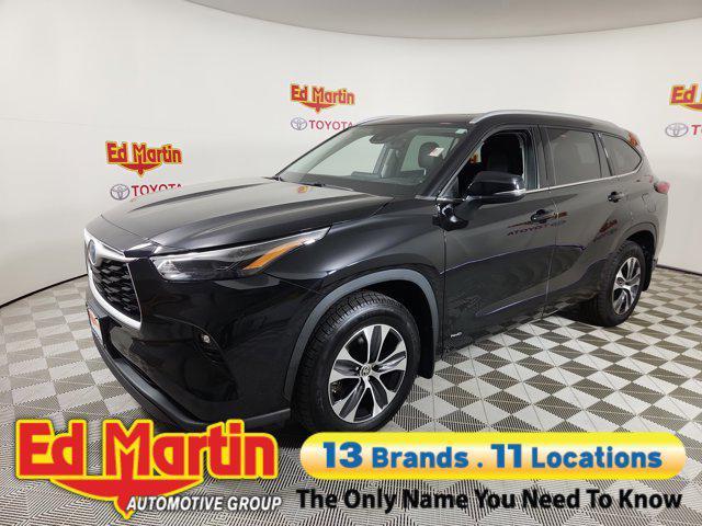used 2022 Toyota Highlander Hybrid car, priced at $30,285