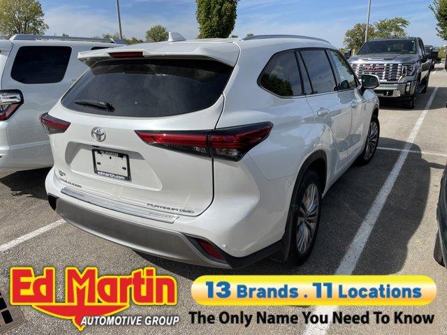 used 2023 Toyota Highlander car, priced at $45,375