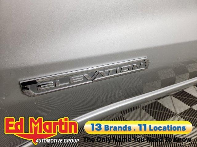 used 2022 GMC Sierra 1500 car, priced at $39,684