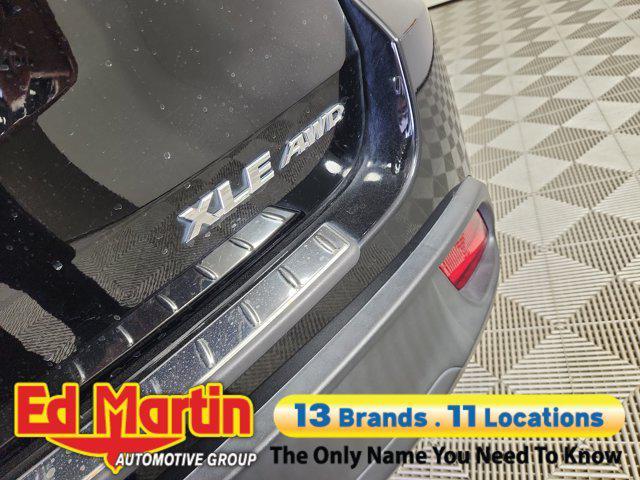 used 2018 Toyota Highlander car, priced at $19,620