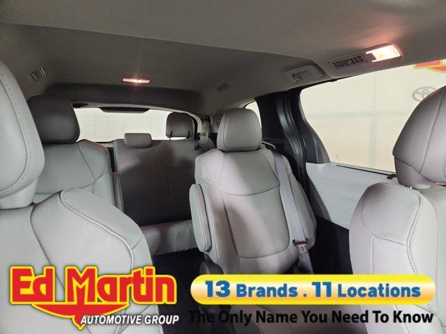 new 2025 Toyota Sienna car, priced at $49,914
