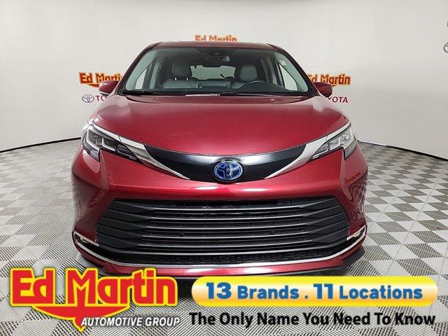 used 2023 Toyota Sienna car, priced at $39,897