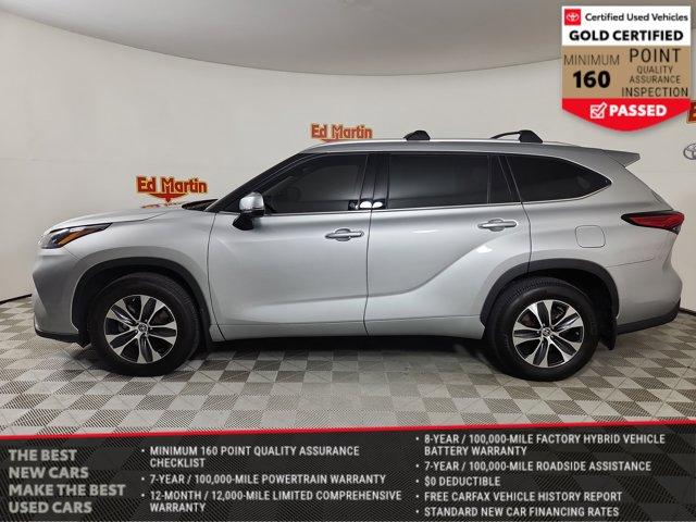 used 2022 Toyota Highlander car, priced at $36,996