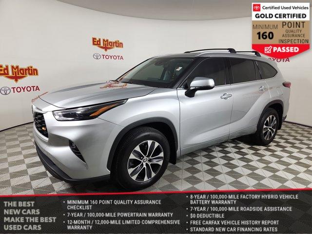 used 2022 Toyota Highlander car, priced at $36,996