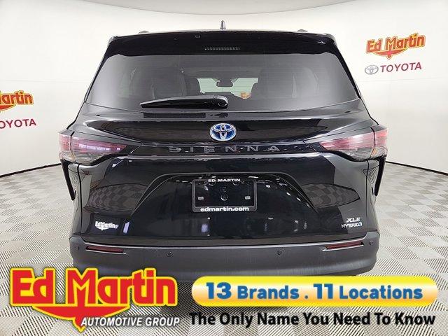 used 2024 Toyota Sienna car, priced at $45,997