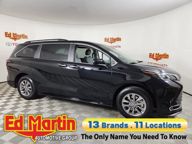 used 2024 Toyota Sienna car, priced at $45,997