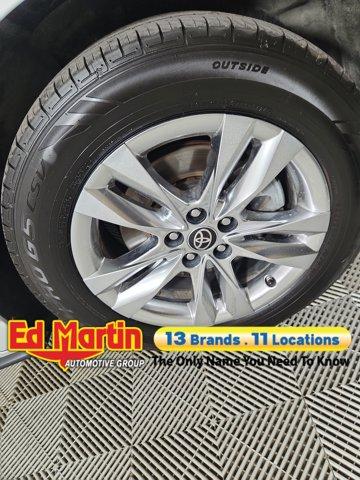 used 2022 Toyota Sienna car, priced at $38,801