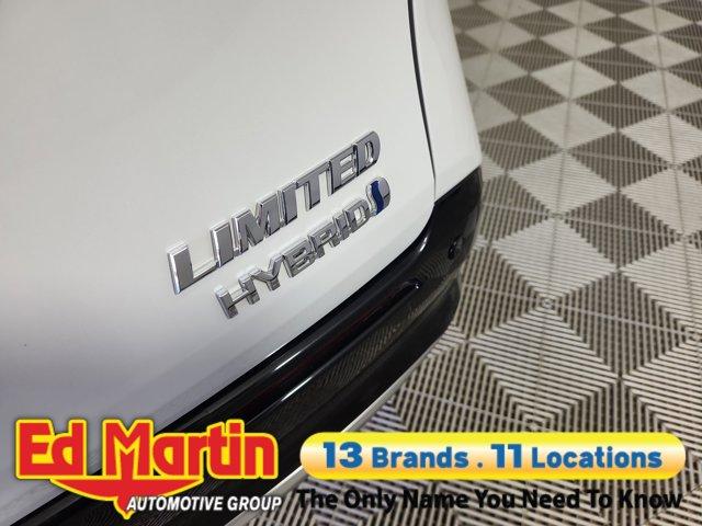 used 2022 Toyota Sienna car, priced at $38,801