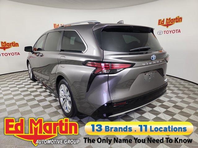used 2022 Toyota Sienna car, priced at $48,077