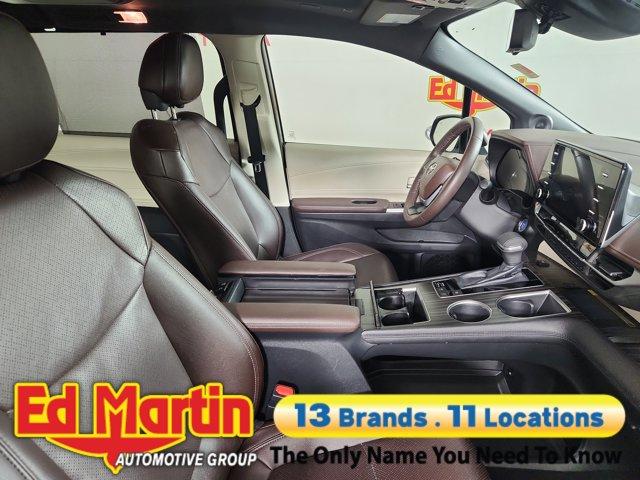used 2022 Toyota Sienna car, priced at $48,077