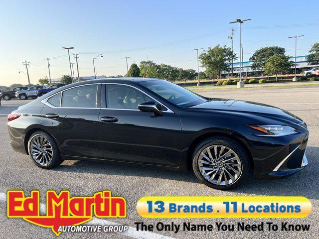used 2025 Lexus ES 350 car, priced at $50,730