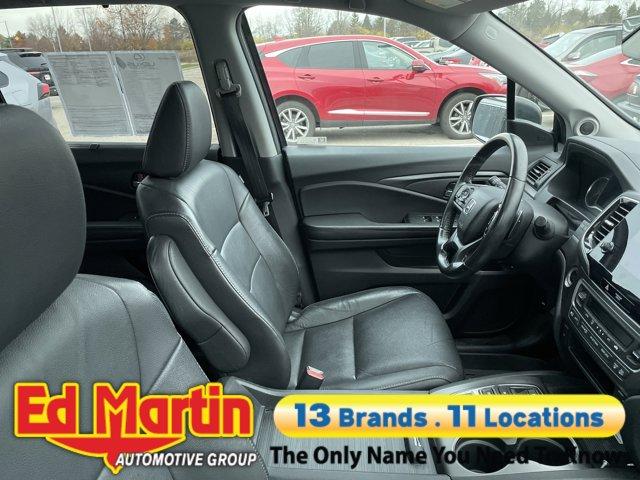 used 2022 Honda Pilot car, priced at $29,886