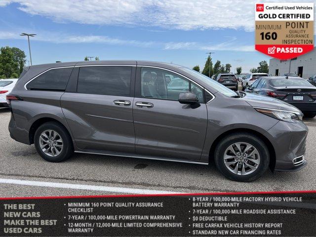 used 2022 Toyota Sienna car, priced at $39,497