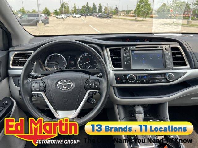 used 2017 Toyota Highlander car, priced at $24,651