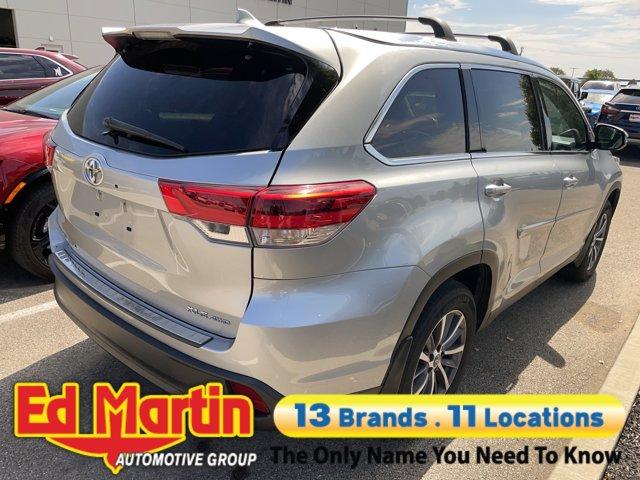 used 2019 Toyota Highlander car, priced at $23,960