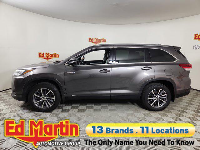 used 2019 Toyota Highlander Hybrid car, priced at $22,604