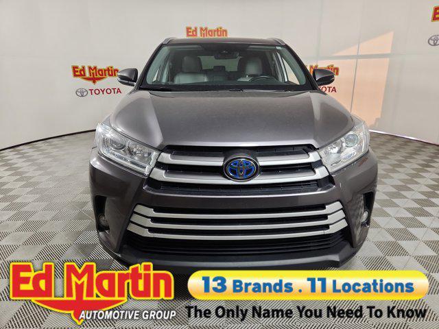 used 2019 Toyota Highlander Hybrid car, priced at $22,604