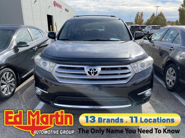 used 2013 Toyota Highlander car, priced at $12,907