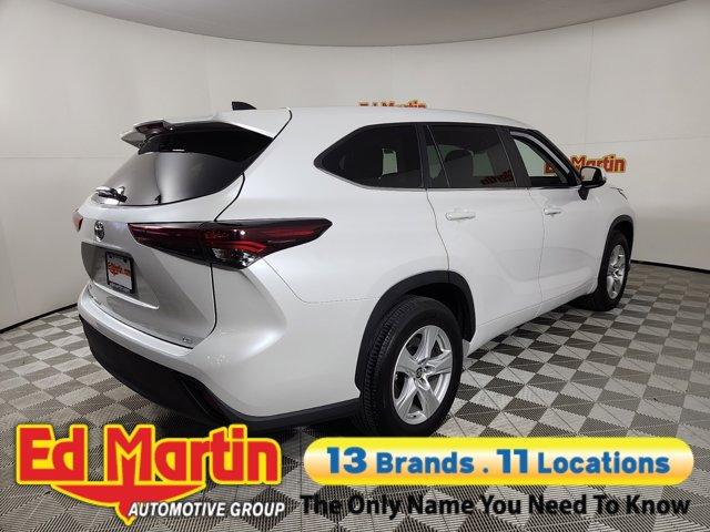 used 2024 Toyota Highlander car, priced at $34,261