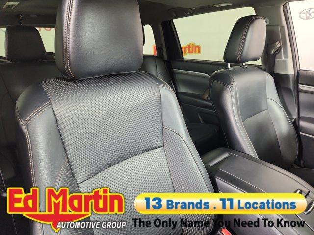 used 2017 Toyota Highlander Hybrid car, priced at $16,922