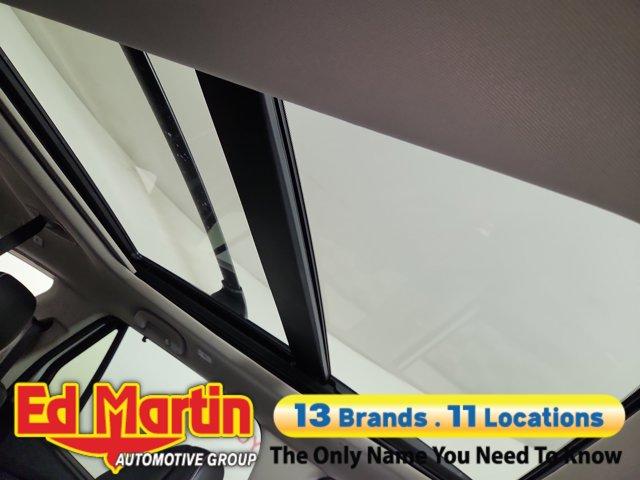 used 2023 Honda Pilot car, priced at $41,386