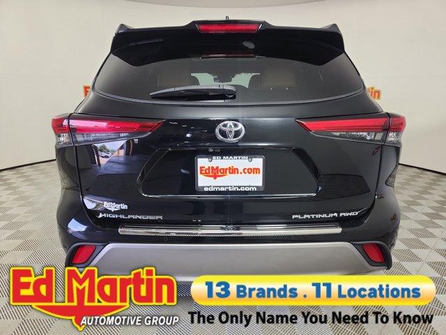 used 2021 Toyota Highlander car, priced at $34,997