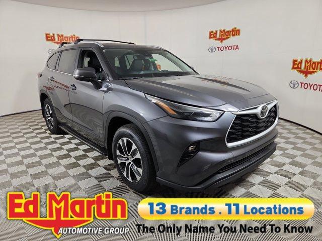 new 2025 Toyota Highlander car, priced at $49,690