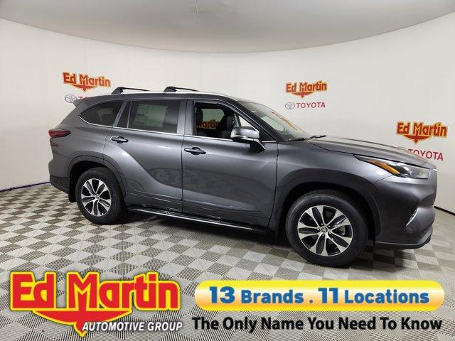 new 2025 Toyota Highlander car, priced at $49,690