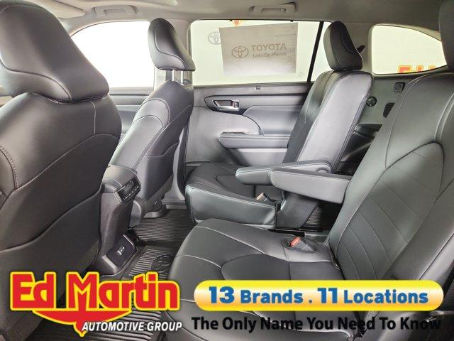 new 2025 Toyota Highlander car, priced at $49,690